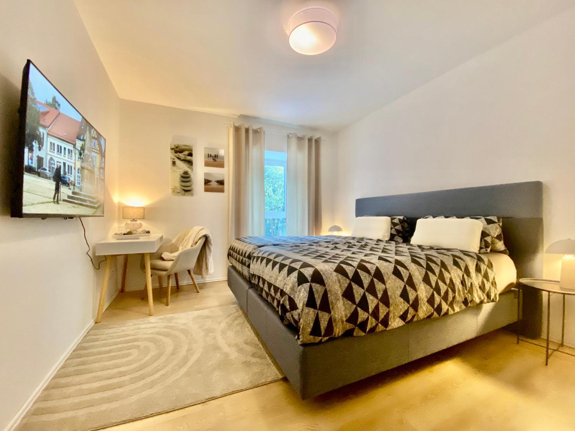 Sleep Well Apartments Detmold - Tempur Beds- Neu - Top Lage - Free Parking - Wifi Extérieur photo
